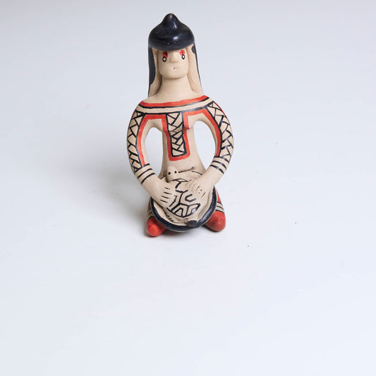 Boneca de cerâmica Ritxoko Povo Karajá