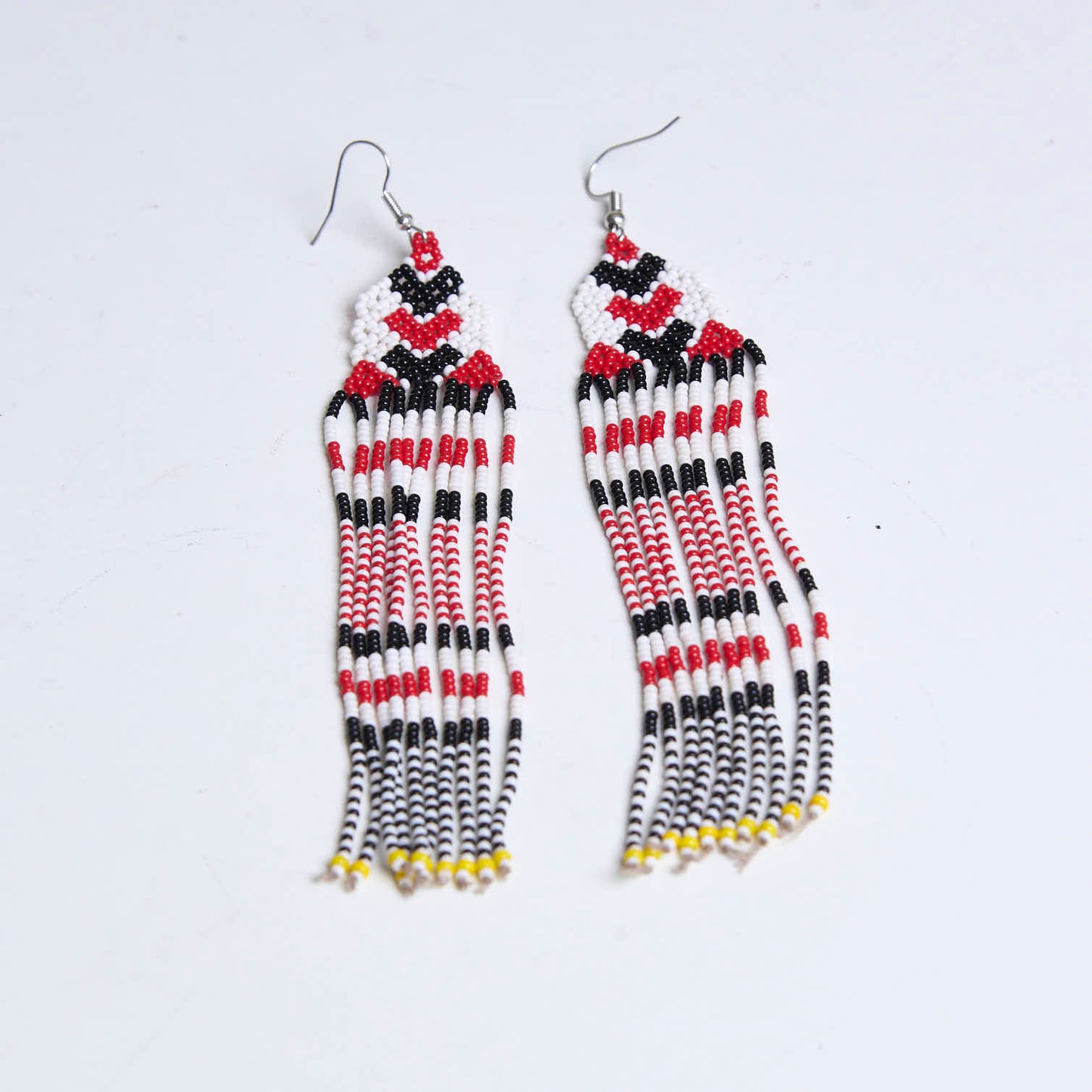 Brinco Artesanal de Miçanga Povo Kanela