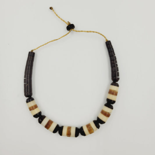 Pulseira Indígena de Jarina Marfim Vegetal Tucum e Inajá Ajustável