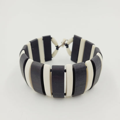 Pulseira  Indígena de Madeira Povo Xakriabá