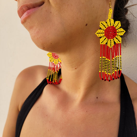 Brinco Indígena de Miçanga Vermelho Amarelo e Preto Povo Kanela