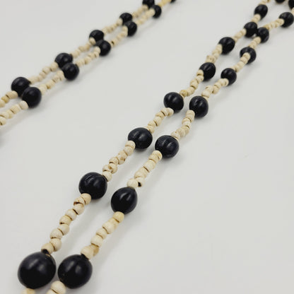 Colar de Sementes Bege e Preto Povo Rikbaktsa