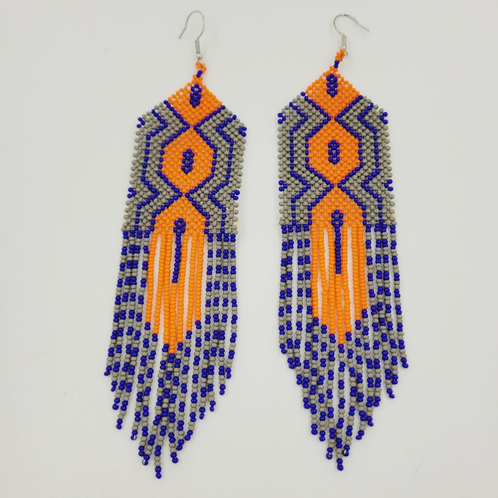 Brinco Azul e Laranja Artesanal Kayapó