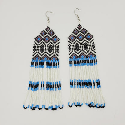 Brinco de Miçanga Preto Azul e Branco Kayapó