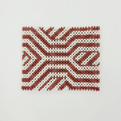 Pulseira de Miçanga Marrom e Branco Kayapó