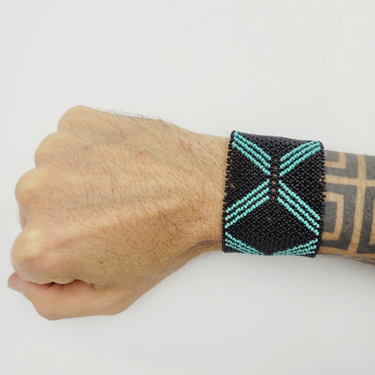 Pulseira  de Miçanga Preta e Azul Kayapó