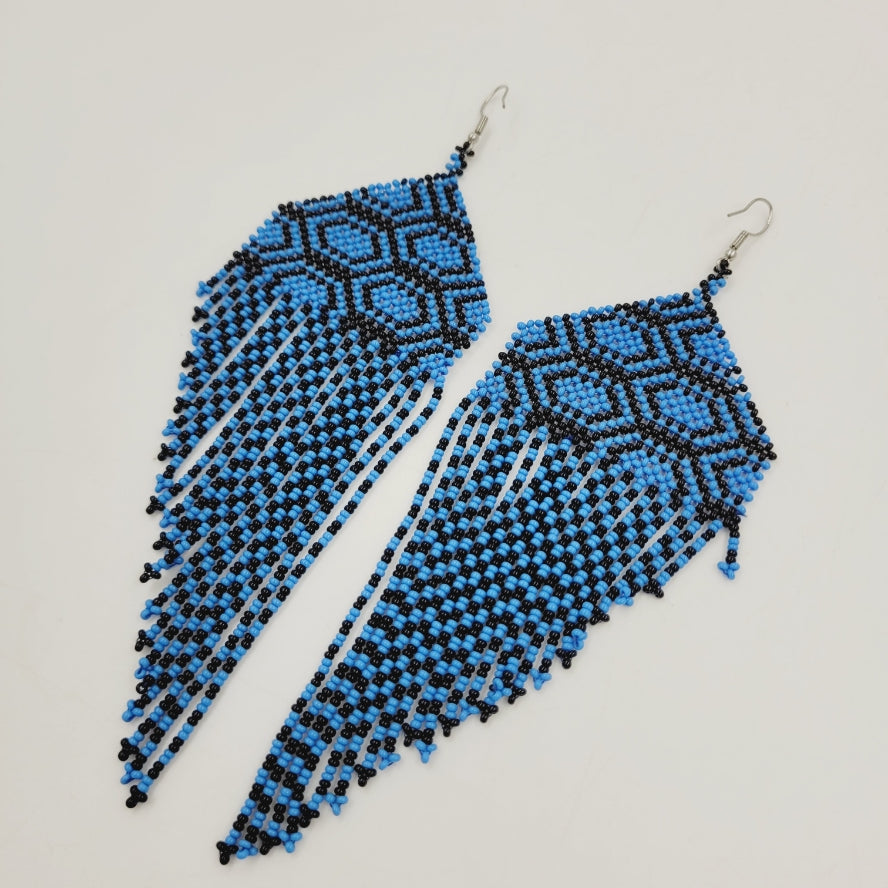 Brinco Azul de Miçanga Kayapó