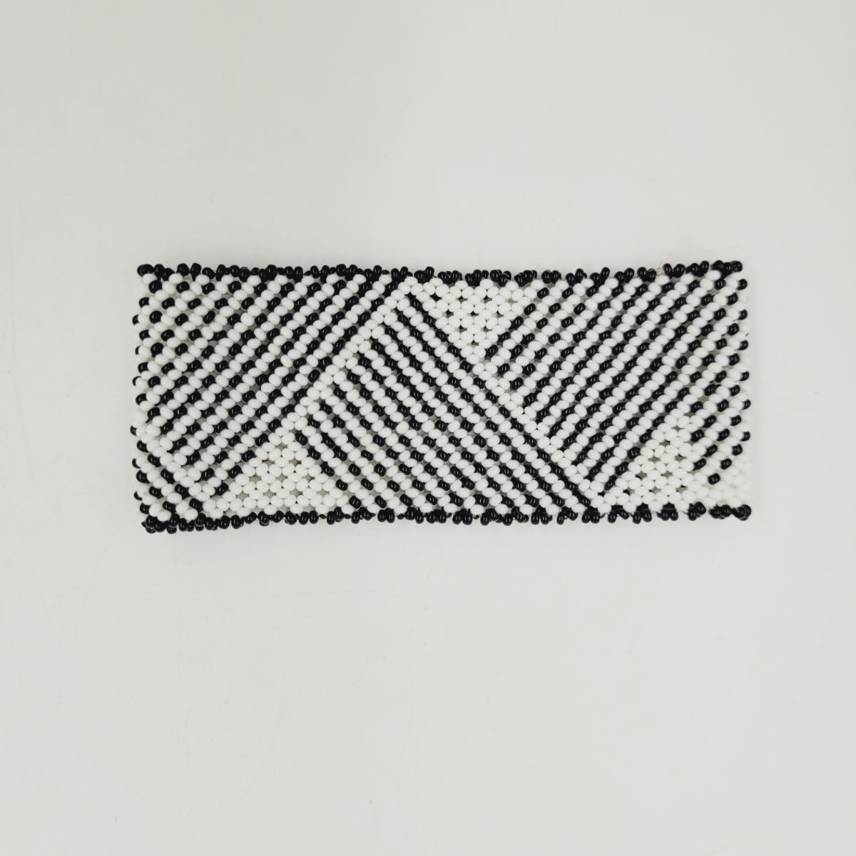Pulseira Preto e Branco Miçanga Waura