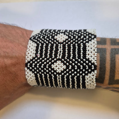 Pulseira de Miçanga fio Elástico Povo Waura