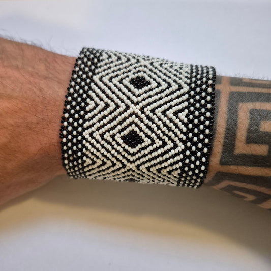 Pulseira de Miçanga fio Elástico Povo Waura