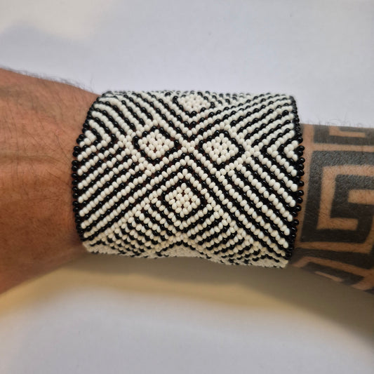 Pulseira de Miçanga fio Elástico Povo Waura