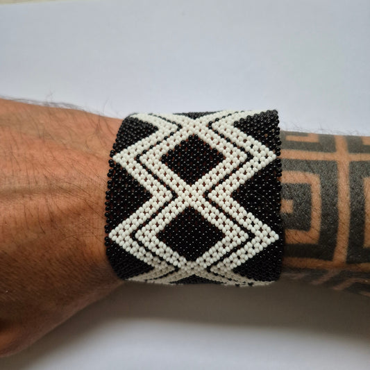 Pulseira de Miçanga fio Elástico Povo Waura