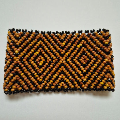 Pulseira de Miçanga Marrom e Preta Fio Elástico Povo Waura