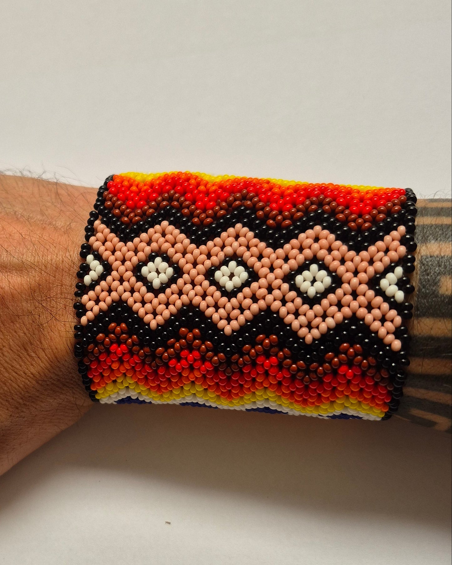 Pulseira de Miçanga fio Elástico Povo Kamayurá