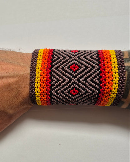 Pulseira de Miçanga Colorida fio Elástico Povo Kamayurá
