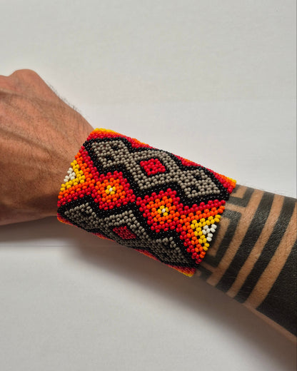 Pulseira de Miçanga fio Elástico Povo Kamayurá