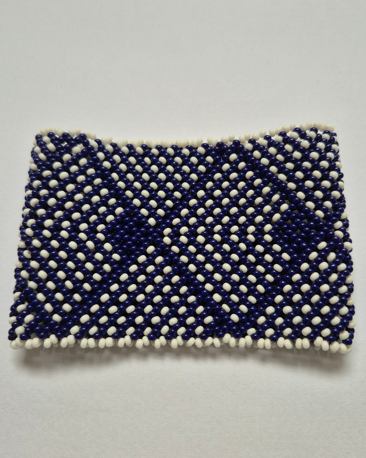 Pulseira de Miçanga Branca e Azul Fio elástico Povo Waura