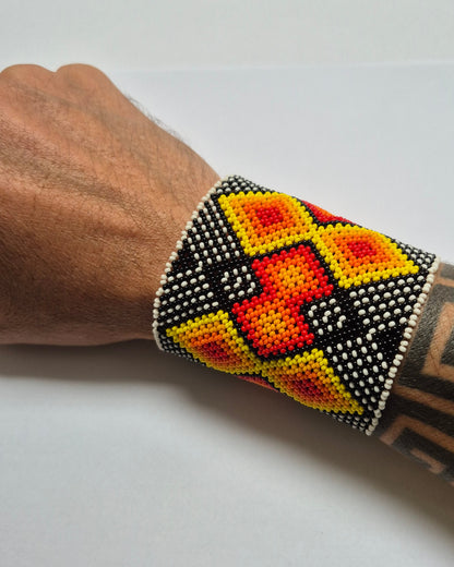 Pulseira de Miçanga Colorida Fio elástico Povo Waura