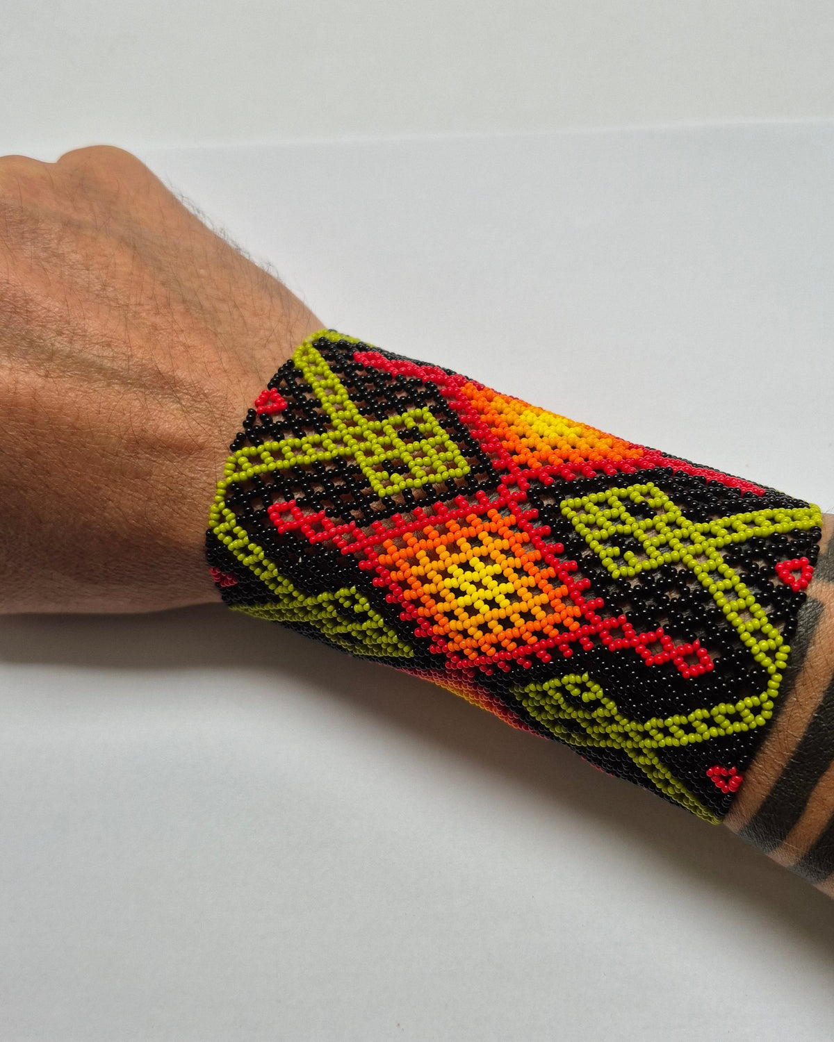 Pulseira de Miçanga Colorida Fio elástico Povo Waura