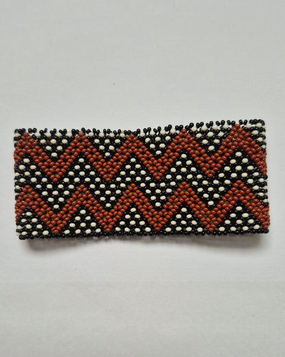 Pulseira de Miçanga Preta Branca e Marrom Povo Waura