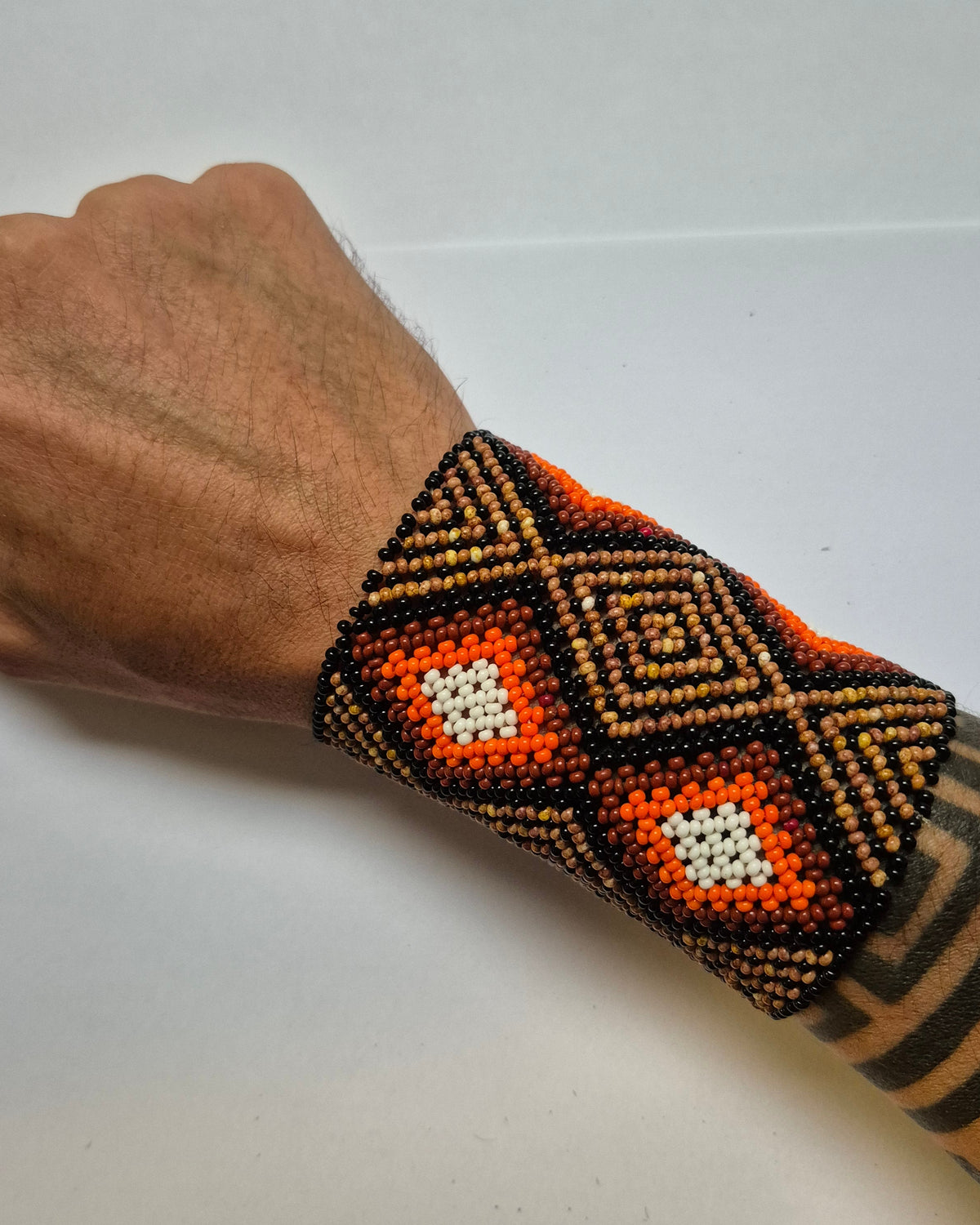 Pulseira de Miçanga Colorida fio Elástico Povo Kamayurá