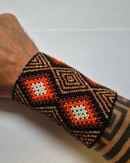 Pulseira de Miçanga Colorida fio Elástico Povo Kamayurá