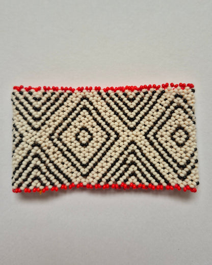 Pulseira de Miçanga Preto Vermelho e Branco Povo Waura