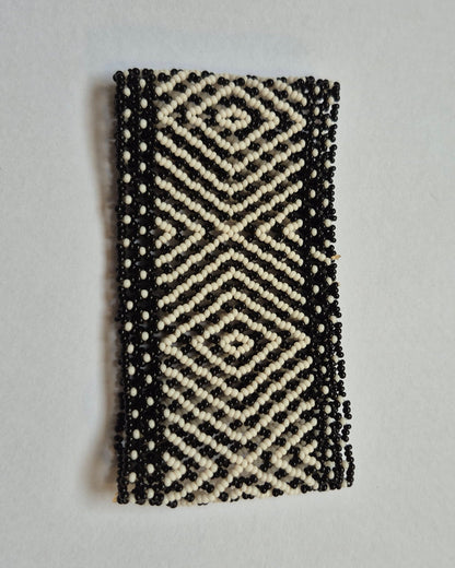 Pulseira de Miçanga Branco e Preta Povo Waura