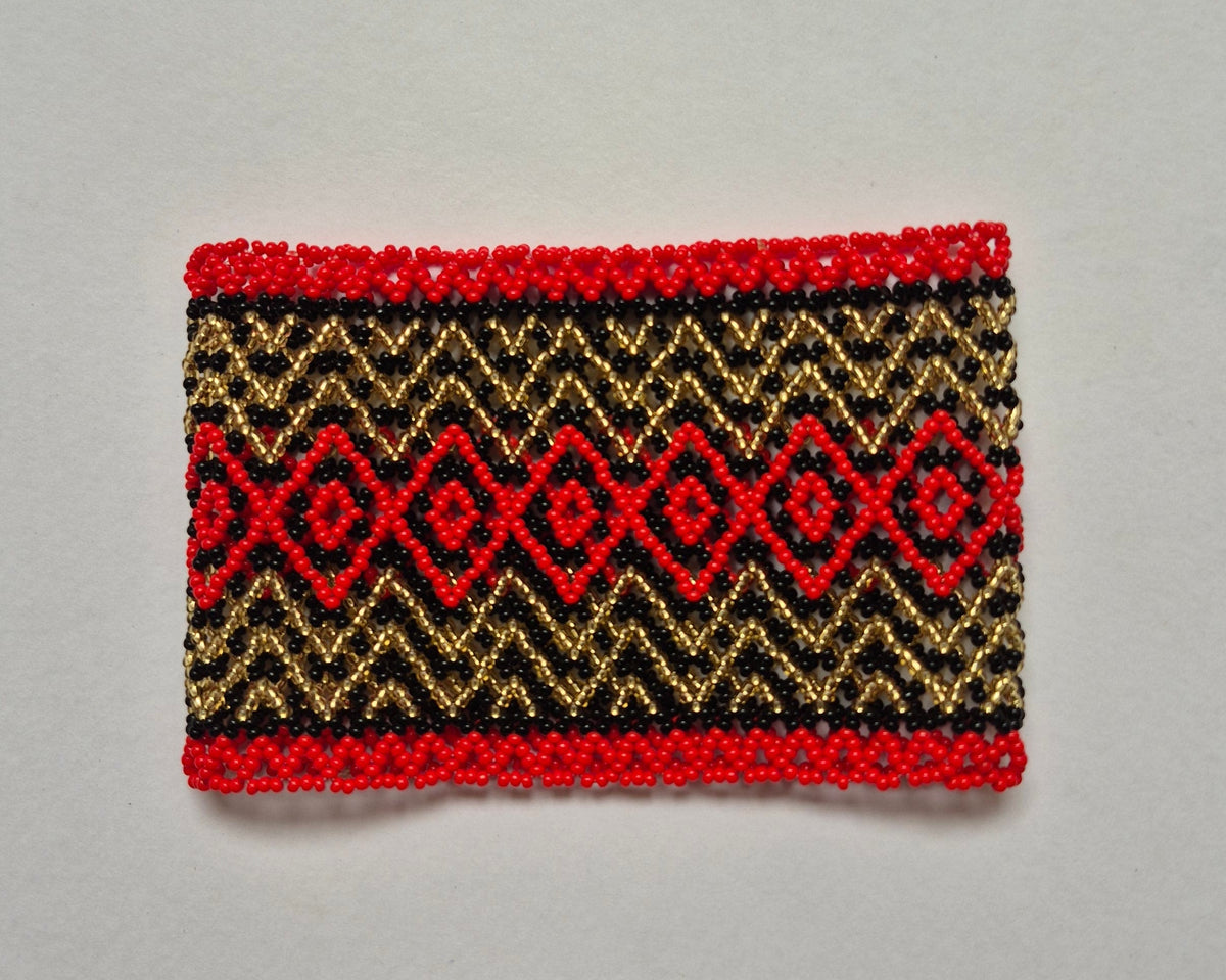 Pulseira de Miçanga Preto Dourada e Vermelho Povo Waura