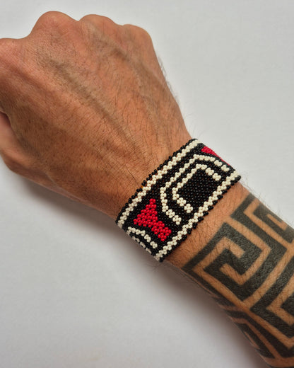 Pulseira de Miçanga Preto Branco e Vermelho Povo Waura