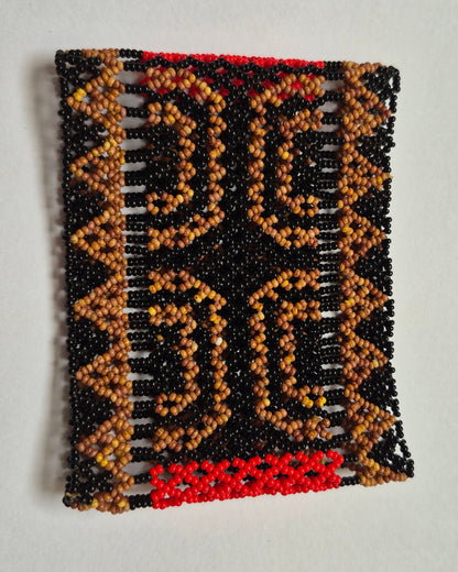 Pulseira de Miçanga Preta e Marrom e Vermelha Povo Waura