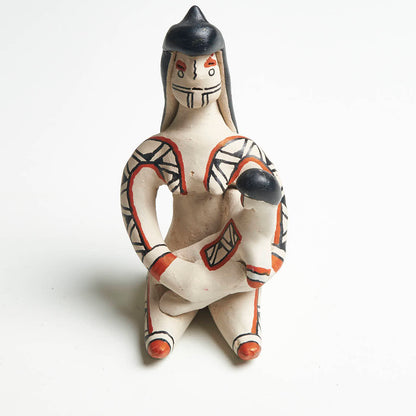 Boneca de cerâmica Ritxoko Povo Karajá