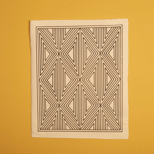 Grafismo em Tela com Tinta Povo Kuikuro