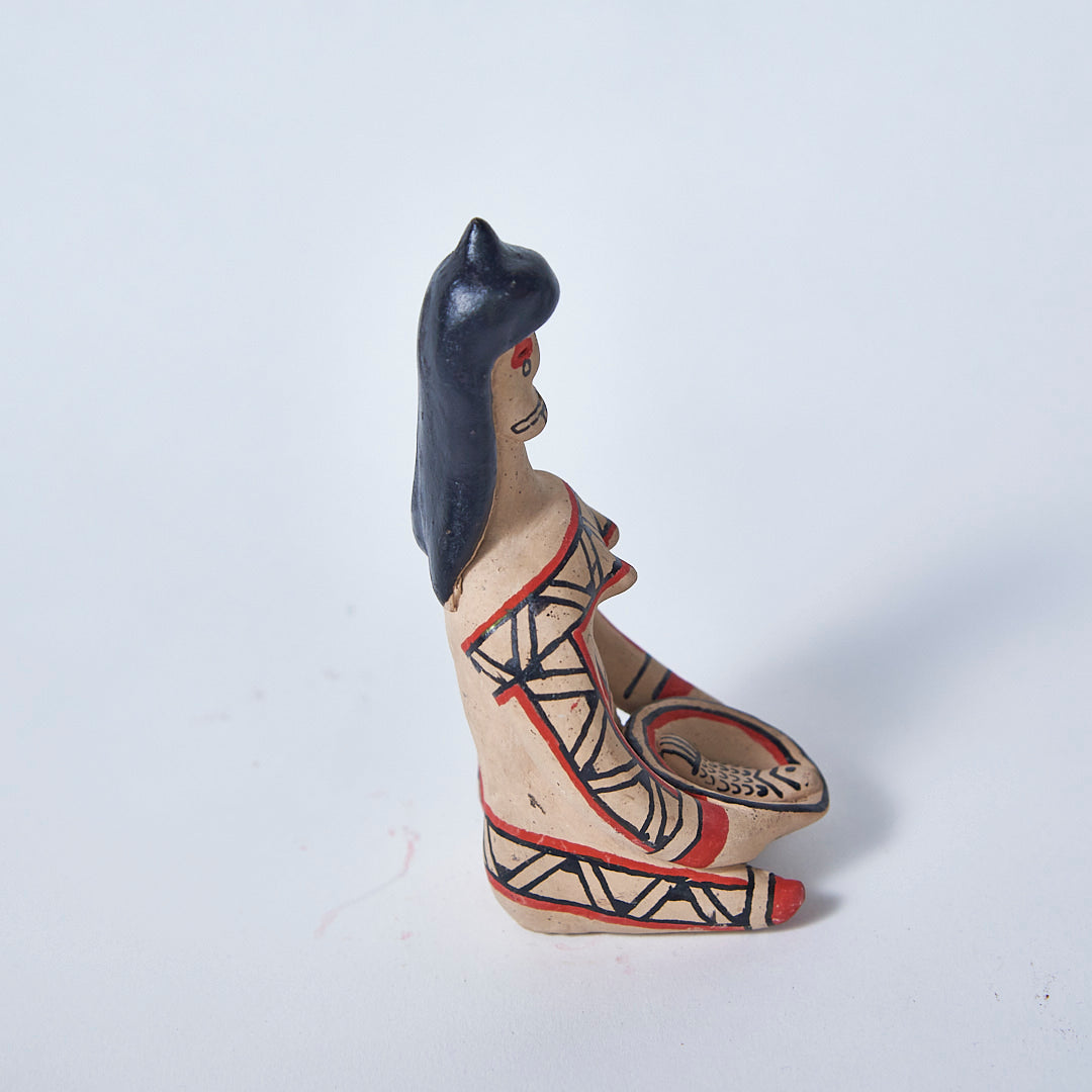Boneca de cerâmica Ritxoko Povo Karajá