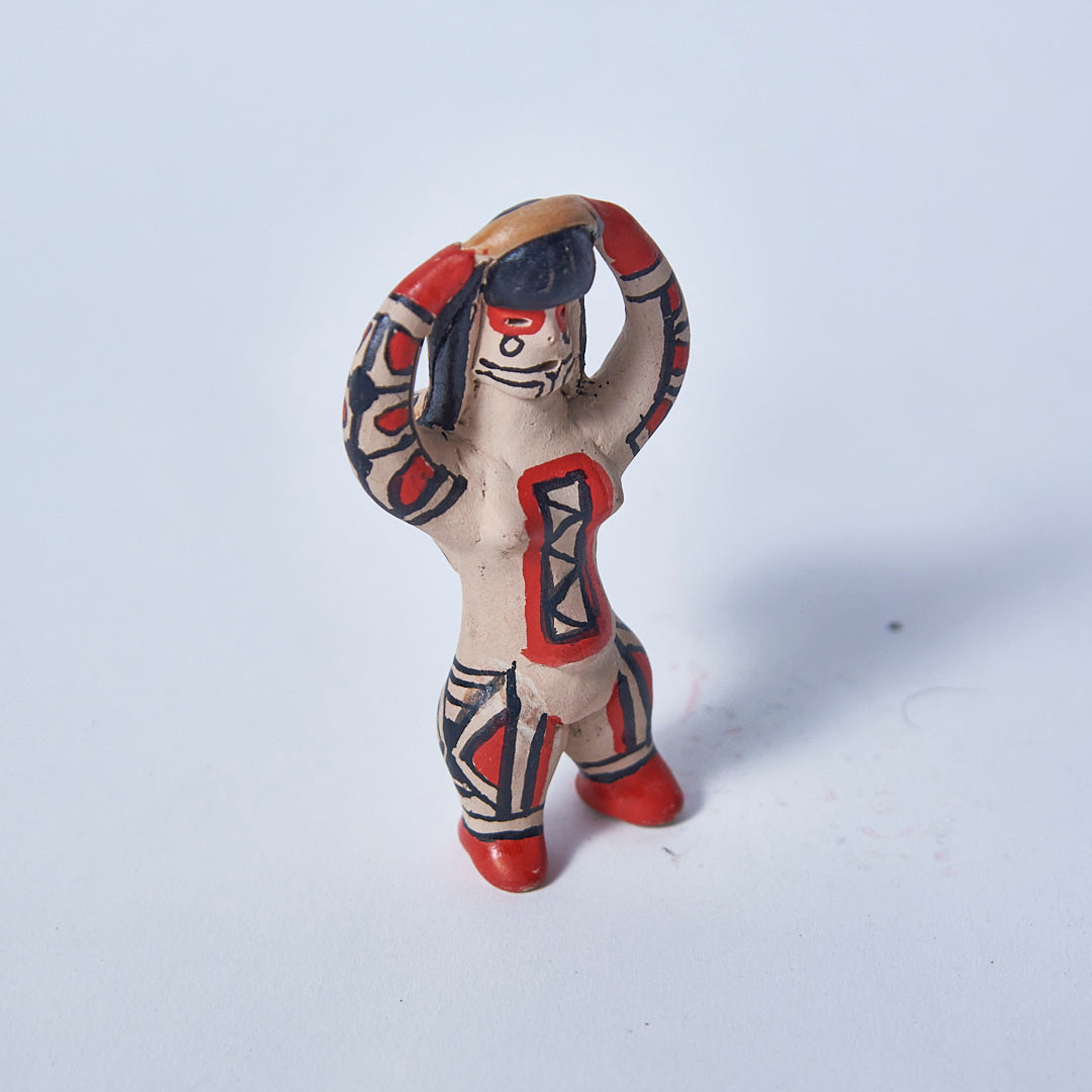 Boneca de cerâmica Ritxoko Povo Karajá