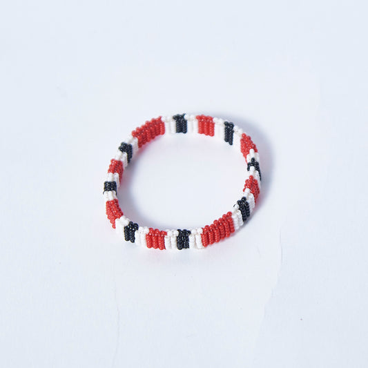 Pulseira Branca Preta e Vermelha Cobra Coral Povo Waura