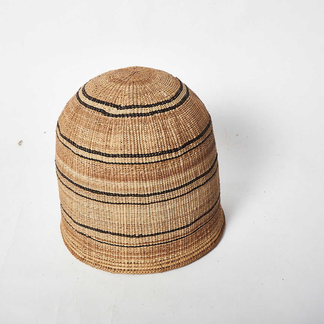 Cesto Indígena Preto e Bege Povo Yanomami