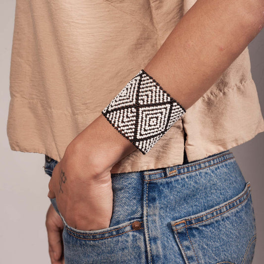 Pulseira de Miçanga fio Elástico Povo Waura