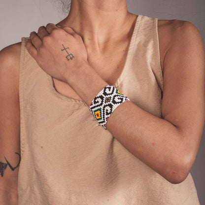 Pulseira Indígena de Miçanga Tiriyó