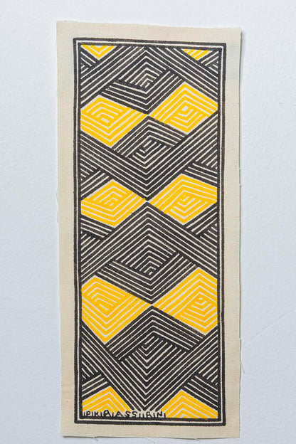 Grafismo em Tecido Preto Amarelo e Branco Asurini