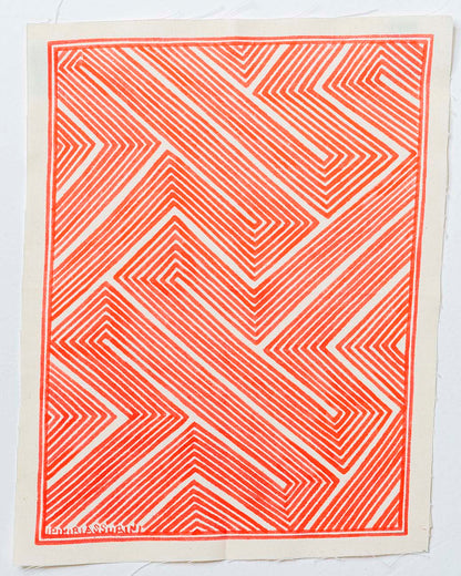 Grafismo em Tecido Vermelho e Branco Asurini