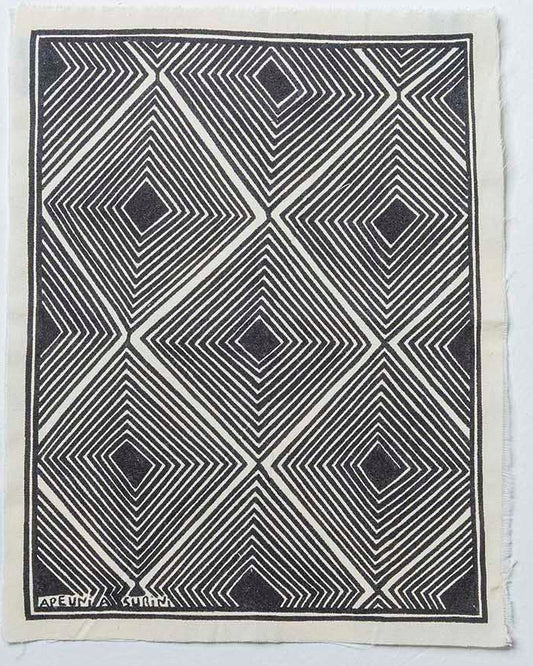 Grafismo Asurini Preto e Branco, Losangos · 24 × 21 cm