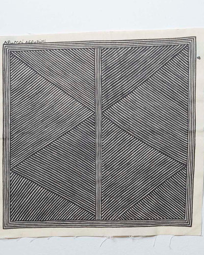 Grafismo em Tecido Preto e Branco Asurini