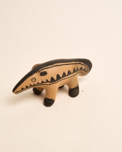 Bichinho de Cerâmica Waura Bege e Preto