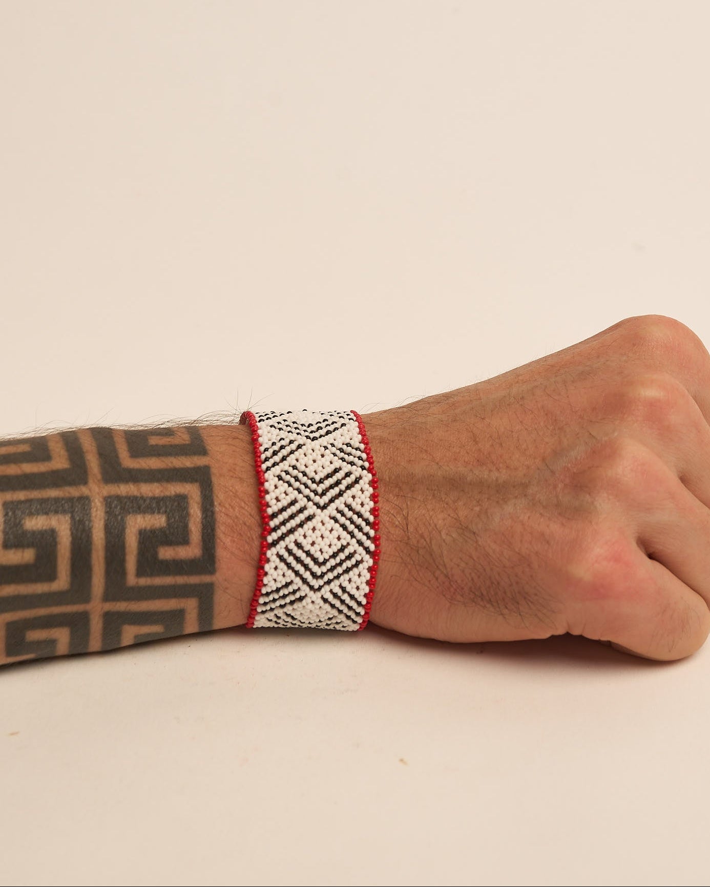 Pulseira de Miçanga Fio Elástico Povo Waura