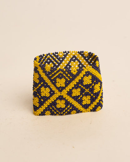Pulseira de Miçanga Amarela e Azul Fio Elástico Povo Waura