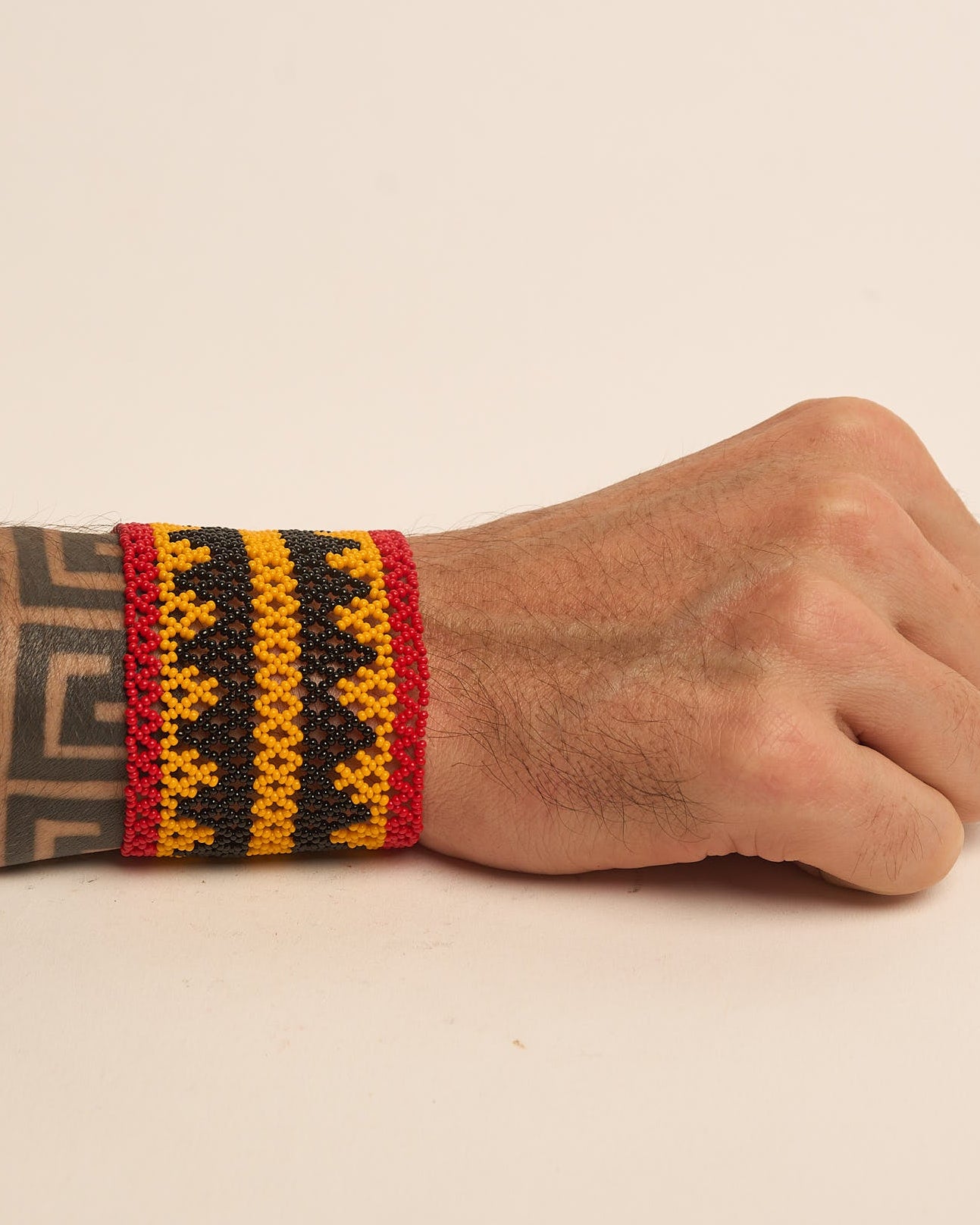 Pulseira de Miçanga Colorida Fio Elástico Povo Waura