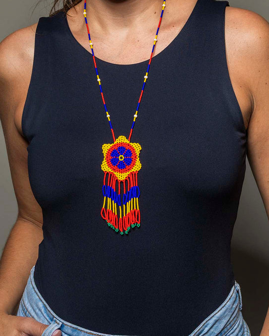 Colar de Miçanga Colorida Povo Kanela