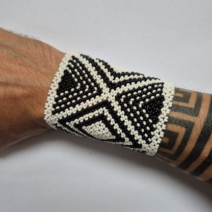 Pulseira de Miçanga fio Elástico Povo Kamayurá