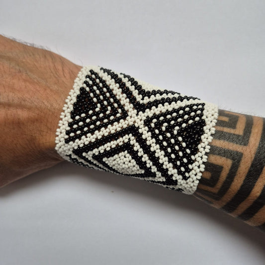 Pulseira de Miçanga fio Elástico Povo Kamayurá
